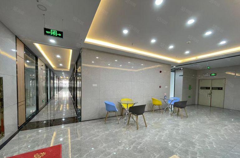 西乡，固戍地铁站，精装办公室小面积出租，68起平85平~95