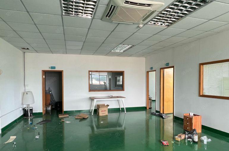 石岩南光高速口1000平精装修原房东工业园红本厂房出租可分租