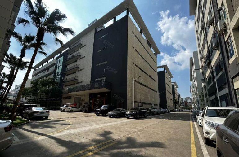 福永大洋田花园式厂房4楼整层3400平米精装修免转让费出租