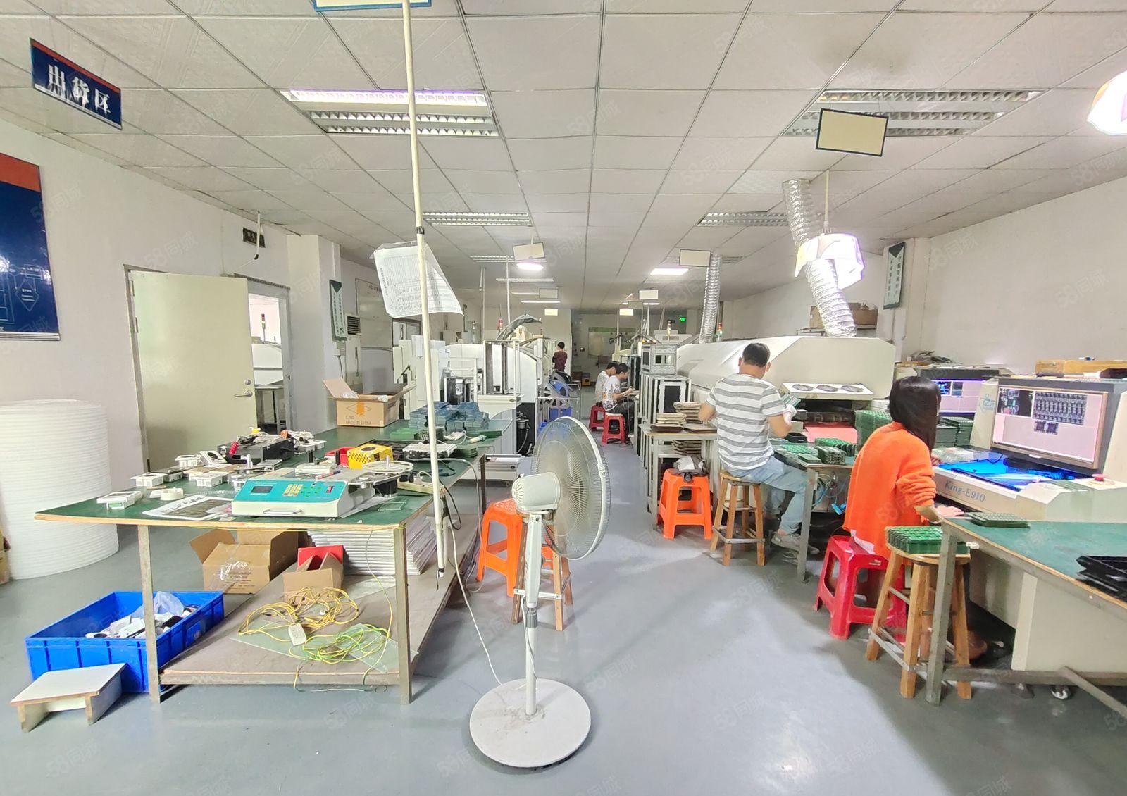 西乡，固戍，航城大道边，楼上带装修750平厂房出租，使用率高