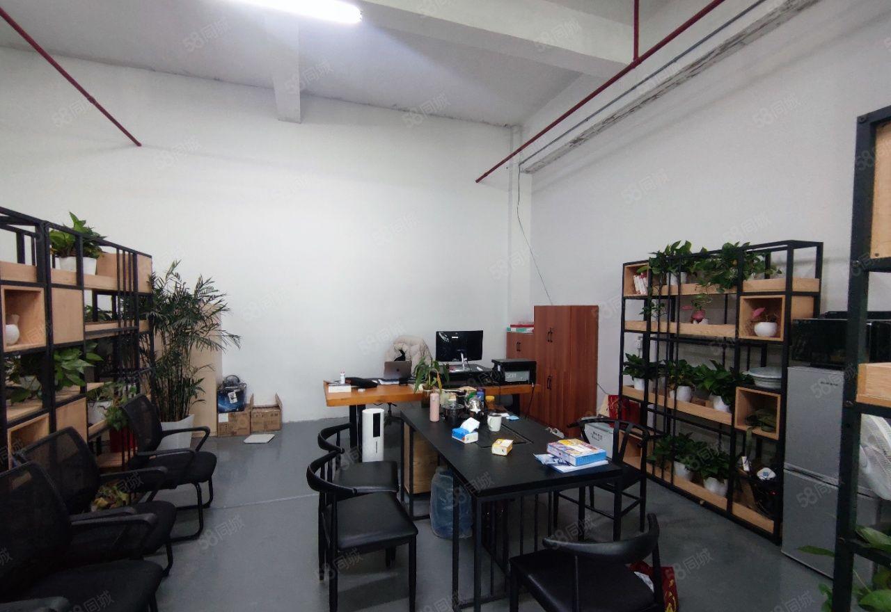 300平方起分租福永塘尾地铁口原房东红本厂房出租1100平方