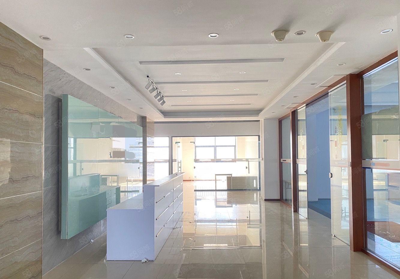 石岩龙大高速口1500平方精装修原房东红本仓库厂房出租可分租