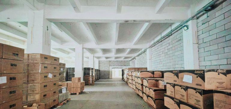 西乡固戍地铁口独门独院1楼500平，可进大车，适合物流快递