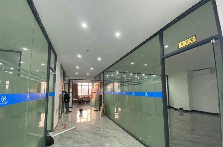 沙井地铁口1250平方工业园豪华精装修厂房仓库出租停车位充足