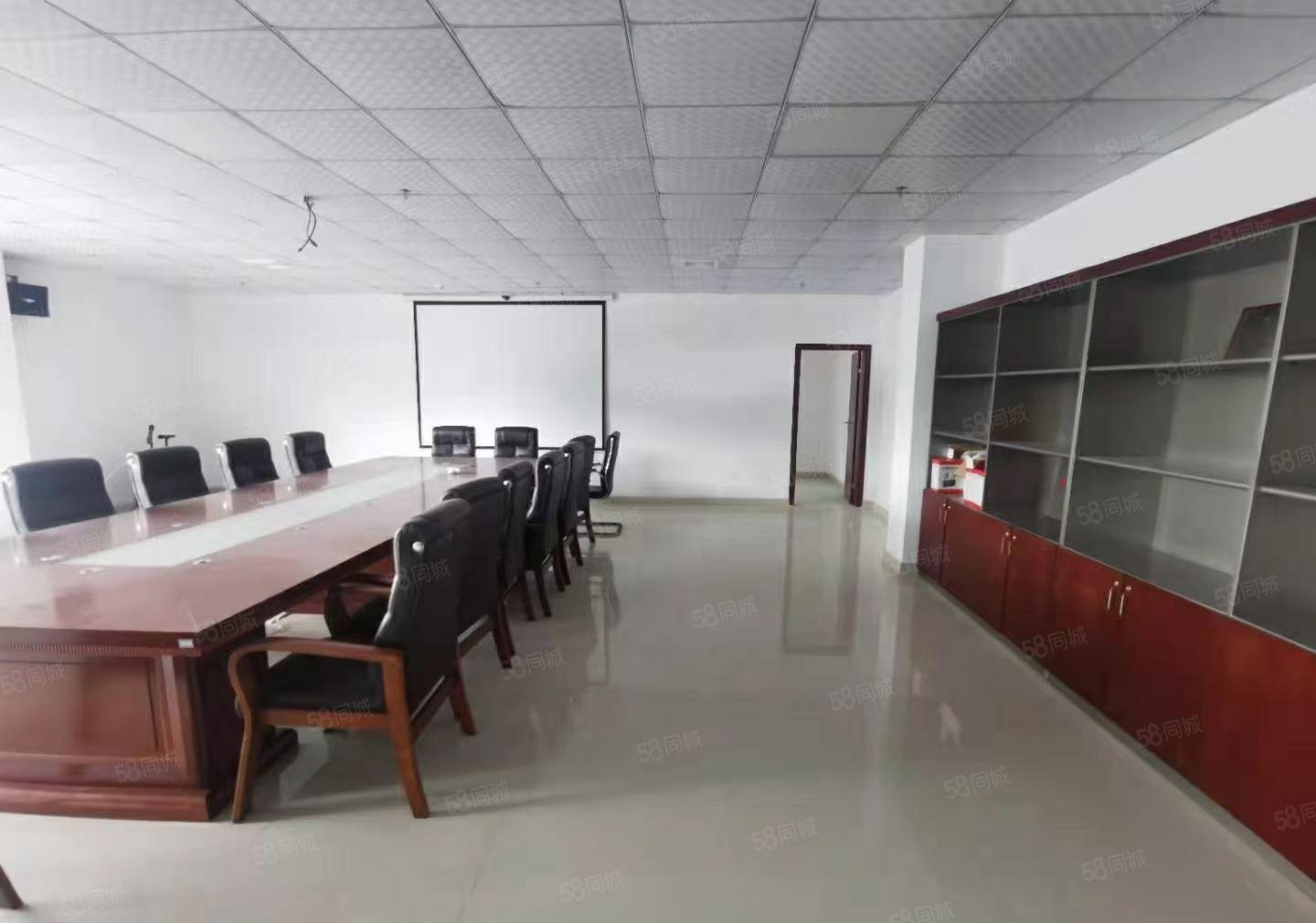 九围勒竹角1200平米大工业区整层精装修厂房出租