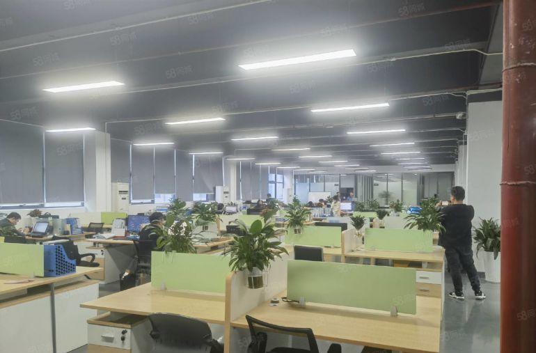 福永和平地铁口国资委红本厂房楼上2000平精装修厂房出租