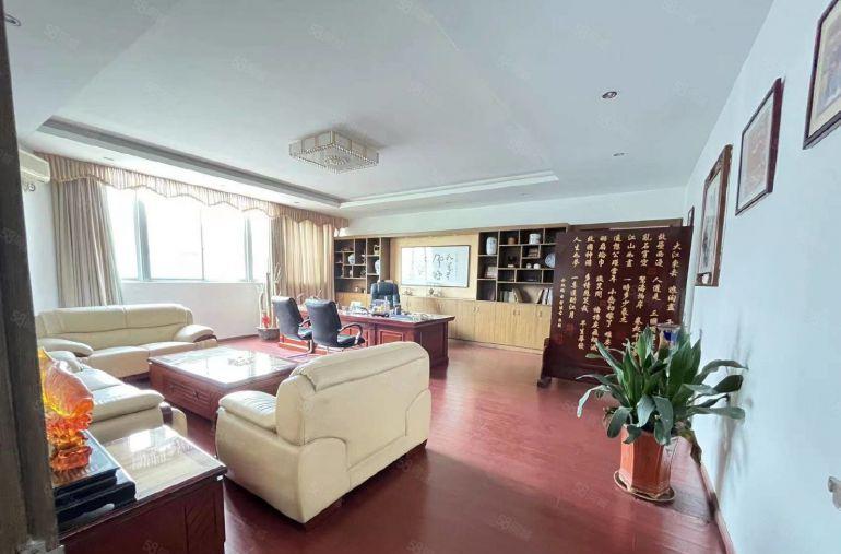 福永桥头地铁站旁原房东精装修厂房整层3000平方招租分租