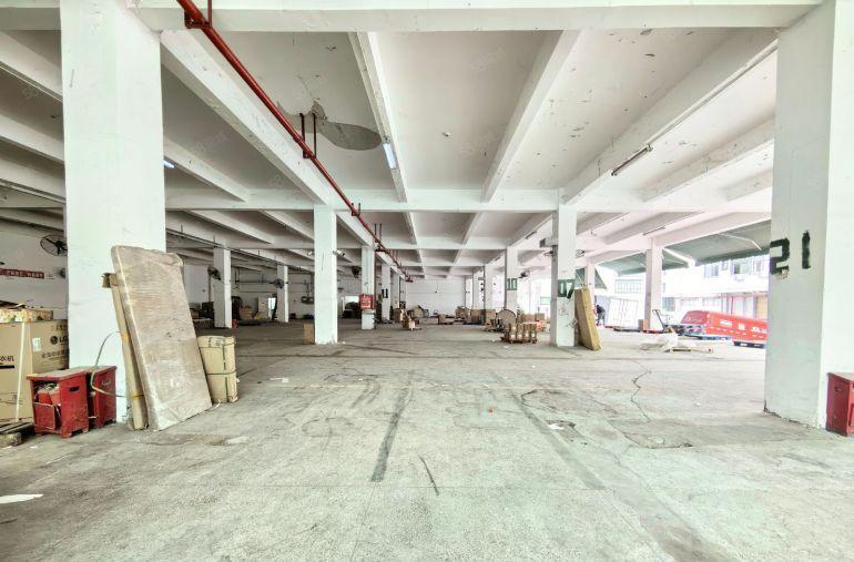 1000平起物流仓库宝安机场独门独院丙二类超大空带卸货平台