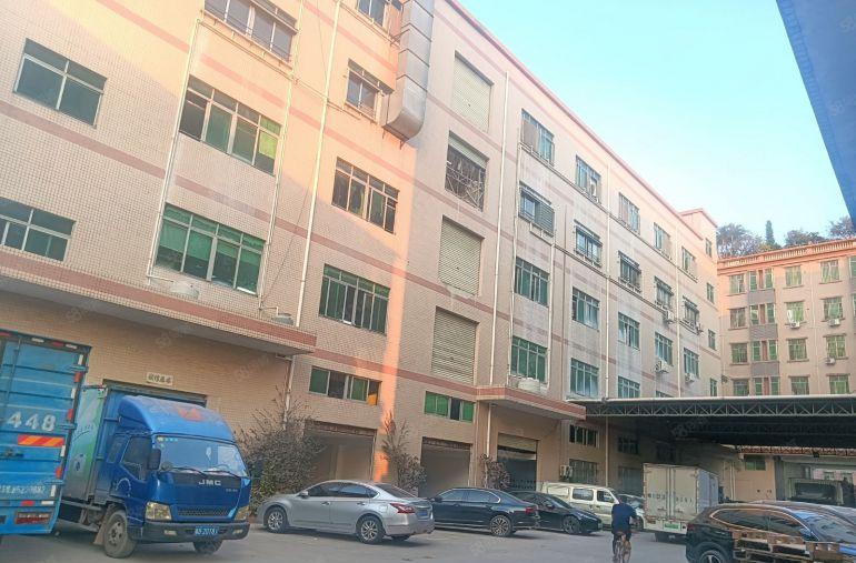 深圳宝安福永地铁口附近大型产业园厂房仓库大小分租