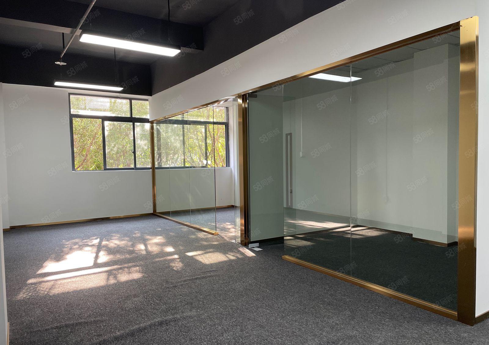 兴东地铁口100米，精装厂房出租，交通便利，拎包即可办公