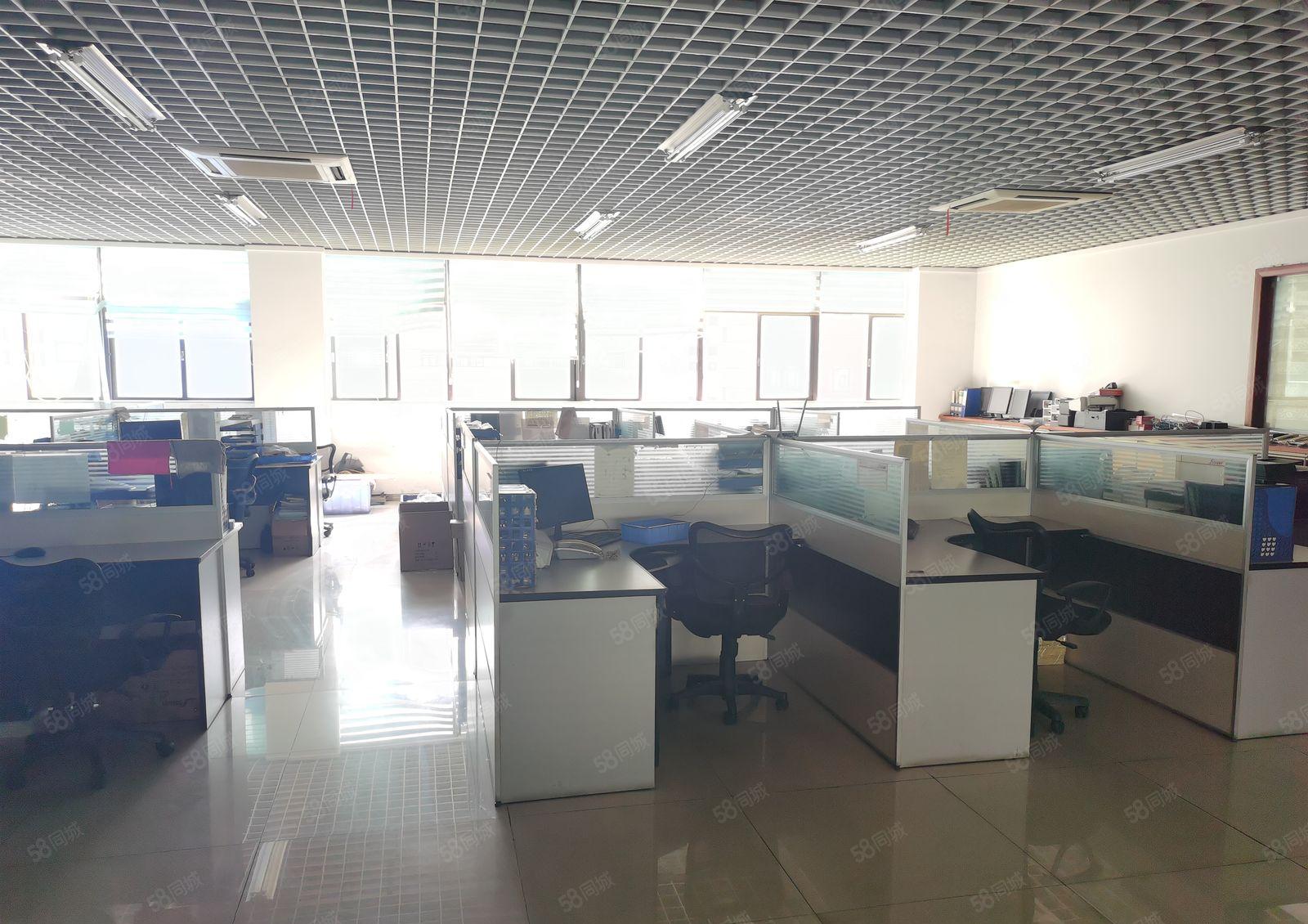 松岗燕川原房东三楼豪华装修办公室独立卫生间全新瓷板砖地