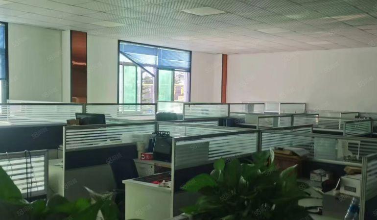 松岗溪头地铁口独院2层3000平米带有装修实际面积出租可分租