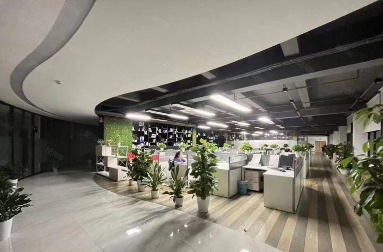 松岗107国道边3层独栋厂房5500平带红本，豪华装修电量大