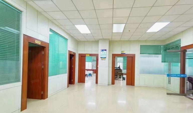 沙井国道边18块租金，精装修电子烟厂房招租，无转让费