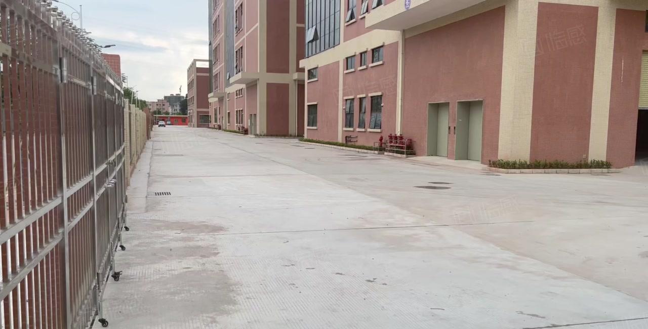 西乡厂房出租，适合仓库加工组装办公展示会议研发检测轻型生产