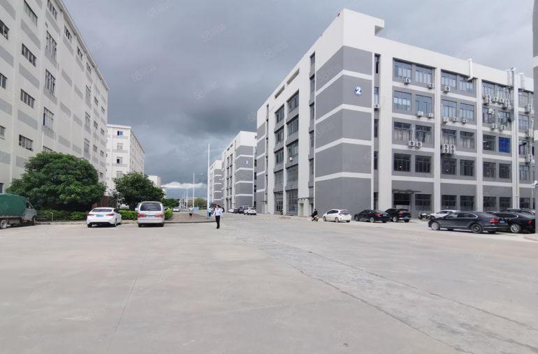 石岩地铁口电商产业园2200平厂房仓库出租