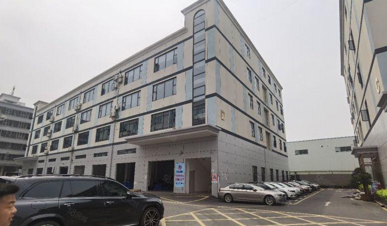 深圳国际会展附近楼上750平精装修厂房