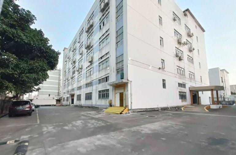 沙井新天虹工业园区精装修厂房5400平方出租500平方起分租