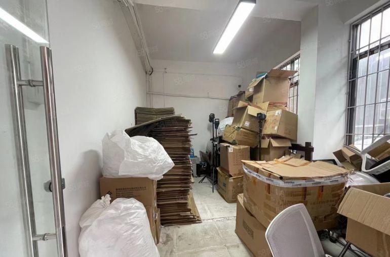 西乡，固戍工业区，新空一楼装修600平厂房仓库出租，租金便宜