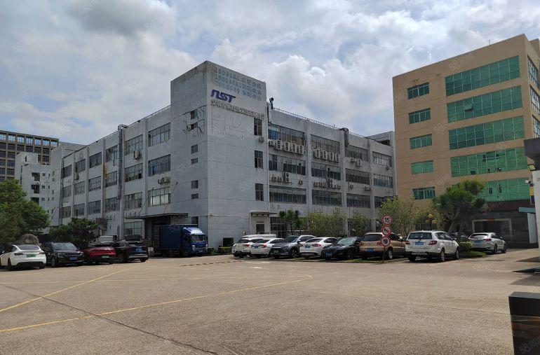 石岩水田工业园1000平精装修厂房仓库低价出租，500平可分