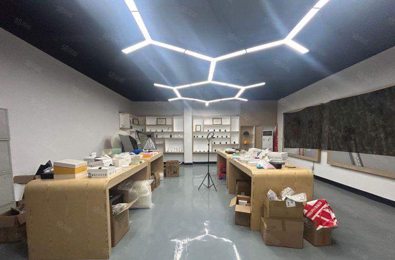 西乡宝田地铁站800平可分400平精装修厂房出租低价无尘车间