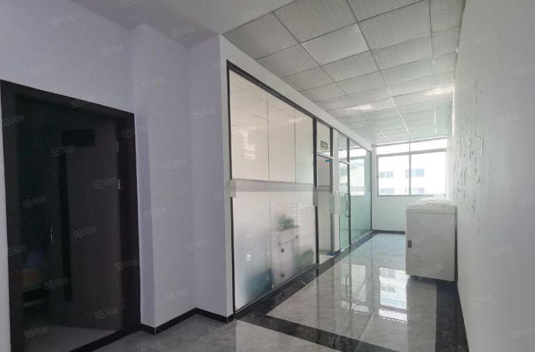 宝安石岩厂房仓库出租1000平精装修大园区面积可分租近高速