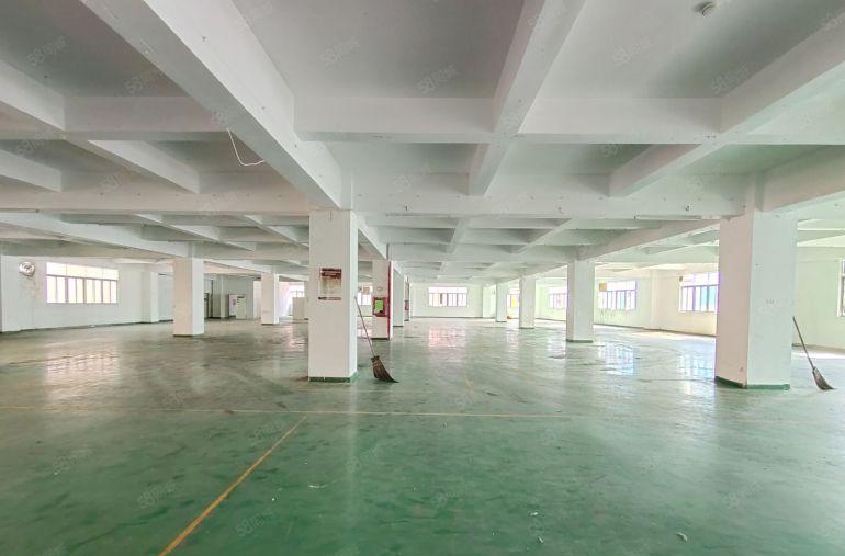 西乡银田，原房东楼上整层1960平重工业 厂房仓库低价出租