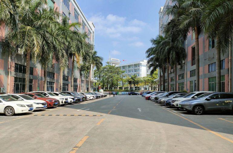 石岩 工业园整层2000平厂房出租可分租   低价仓库出租