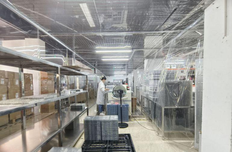 石岩塘头一楼厂房仓库出租500平至3000平方水电齐全