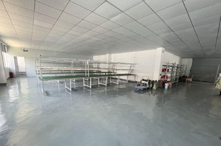 松岗红星新出一楼2680平厂房出租可分租还有其它楼层旺铺出租