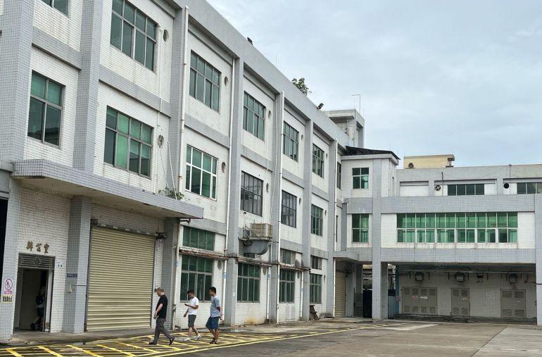 松岗谭头西部原房东私人厂房出租9000平，可分高6米合同稳定