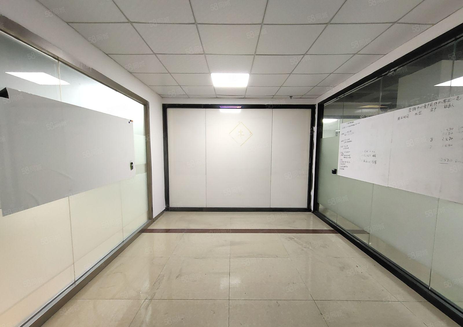 西乡，银田，电梯口450平精装修办公仓库，拎包入驻，租金38