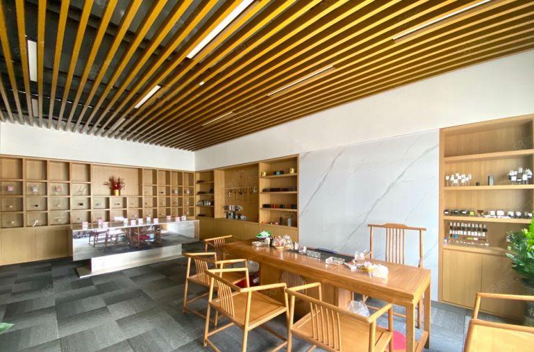 22元起石岩地铁口楼上300平精装修厂房出租仓库出租大小分租