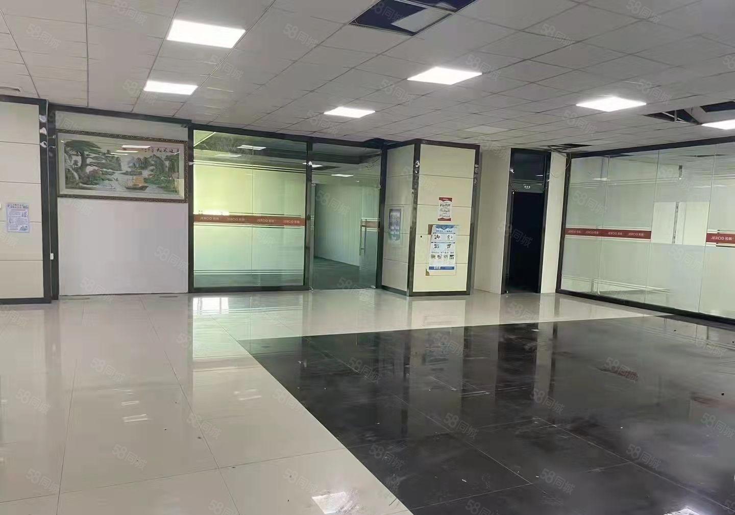 宝安石岩沈海高速口新出楼上精装修厂房出租1710平水电齐全