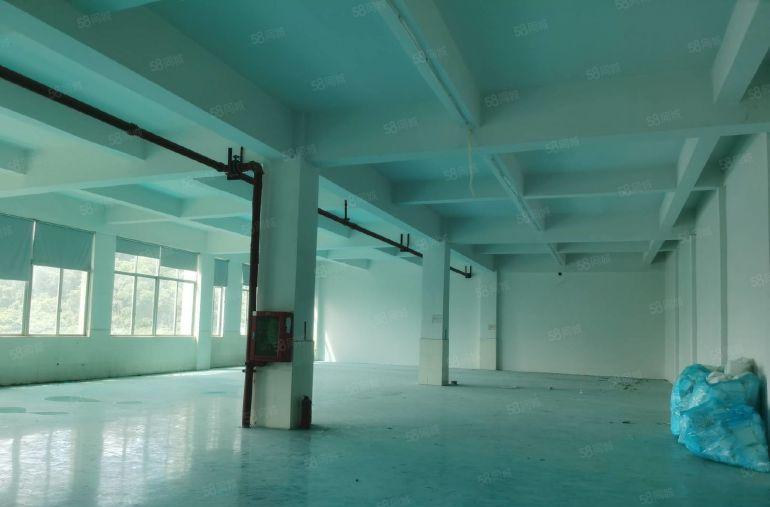 石岩上屋地铁站 150平起租  可定制装修 园区形象好