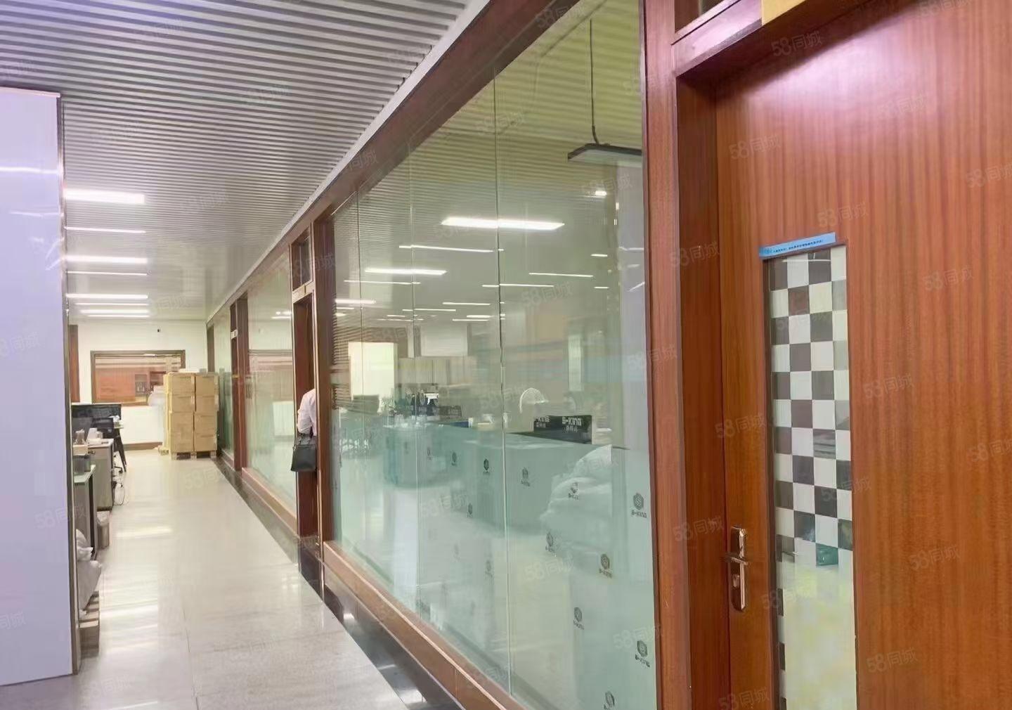 福永塘尾地铁口附近新出1500平精装修无转让费随时空