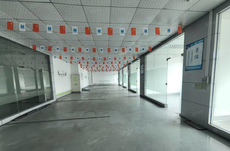 松岗大道一手房东厂房出租楼上1500平带办公室装修地坪漆吊顶