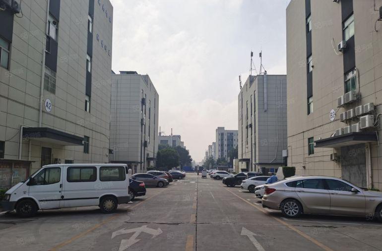 福永桥头地铁口大型园区200平精装修可办理环评厂房出租