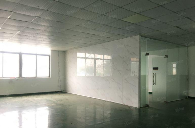 松岗楼岗整层1400平带三间办公室，地坪漆，空地超大停车免费