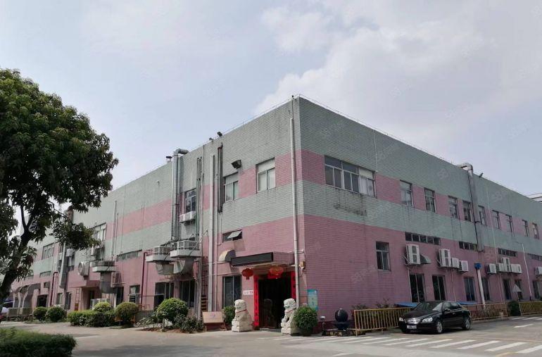 低价沙井大王山一楼900平厂房园区空地大使用率高