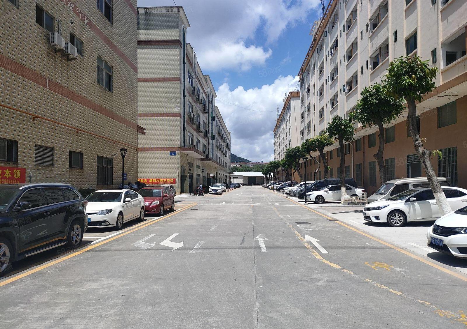 沙井工业园2300平厂房出租可分租带装修独院一楼仓库出租