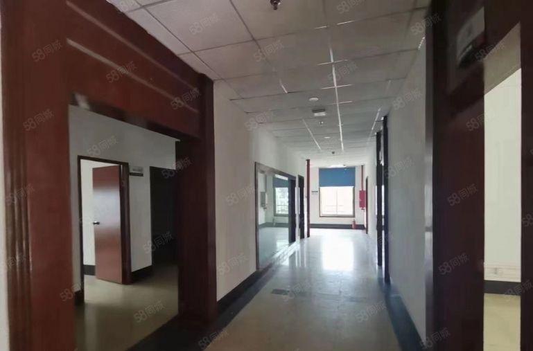 松岗大田洋北一路22号厂房出租一楼1500平米可分组高6米