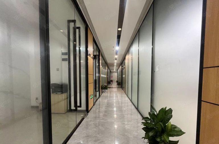 特价出租宝安福永小面积办公室厂房仓库精装修100平200平