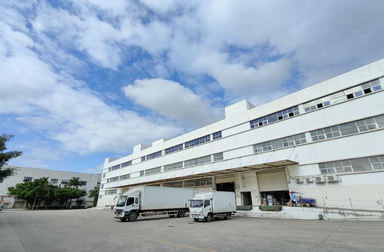 松岗大田洋1500平楼上厂房仓库出租200可分带装修有地坪漆