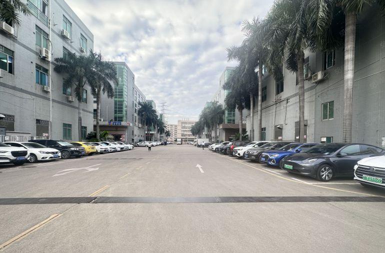 石岩地铁原房东工业园500平至3000平精装厂房一楼仓库出租