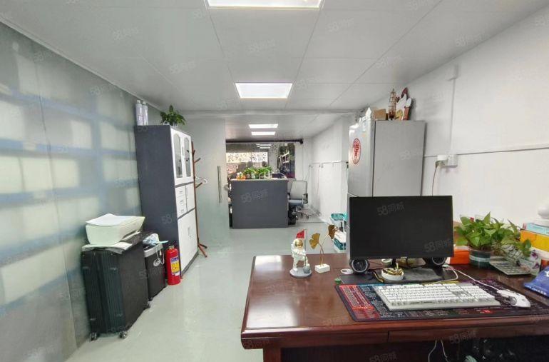 特价40元西乡固戍地铁口，一楼650平物流厂房出租，层高6米