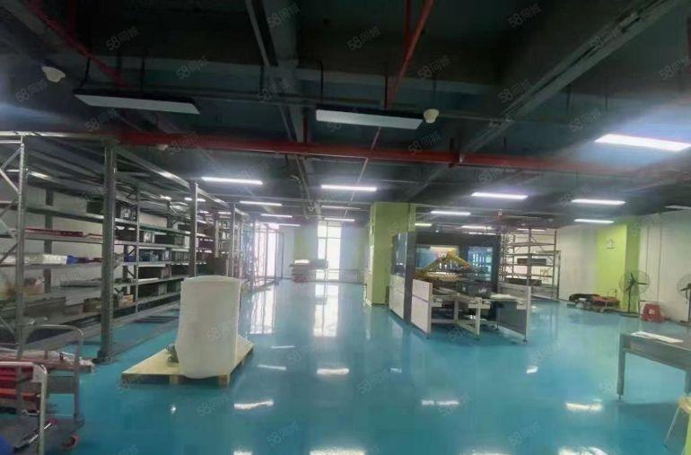 石岩上屋地铁口新空出1100平楼上精装修办公室仓库出租