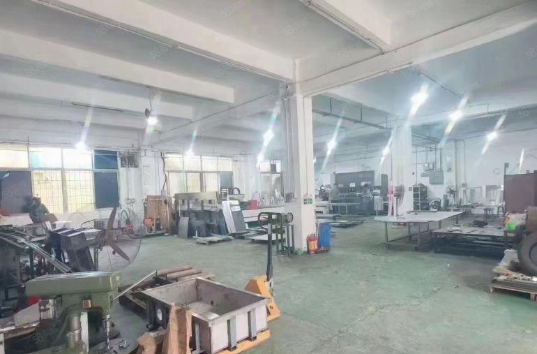 沙井万丰地铁口旁98工业一楼500平方米精装修厂房招租