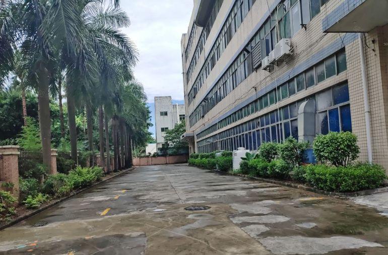 福永高速路口9380平米独院厂房出租