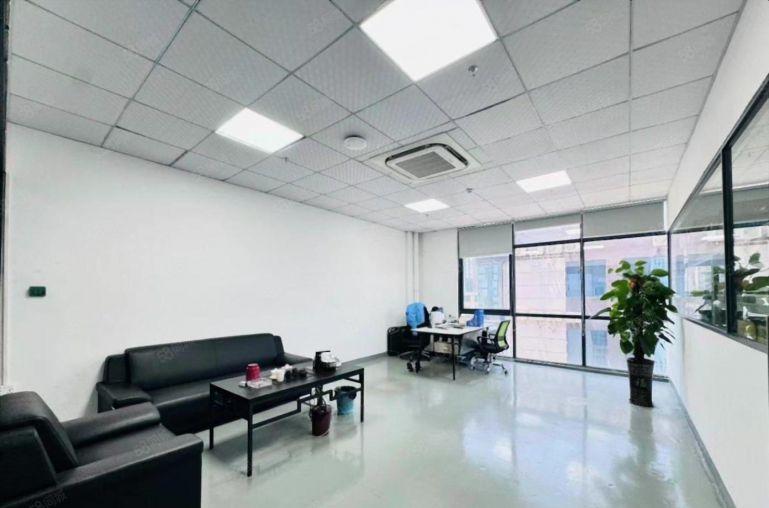 合同十年 西乡固戍地铁口独门独院7700平村委厂房出租可分租